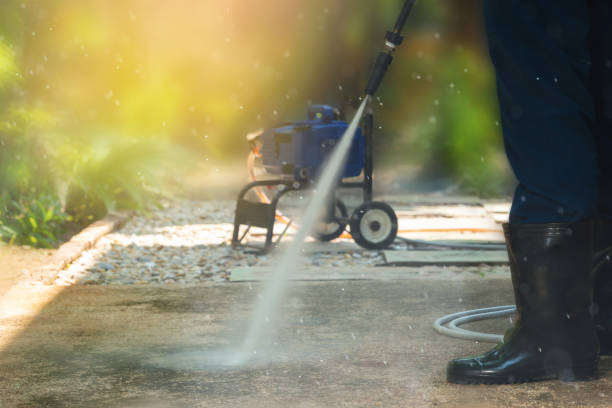 Best Pool Deck Cleaning  in Maysville, KY